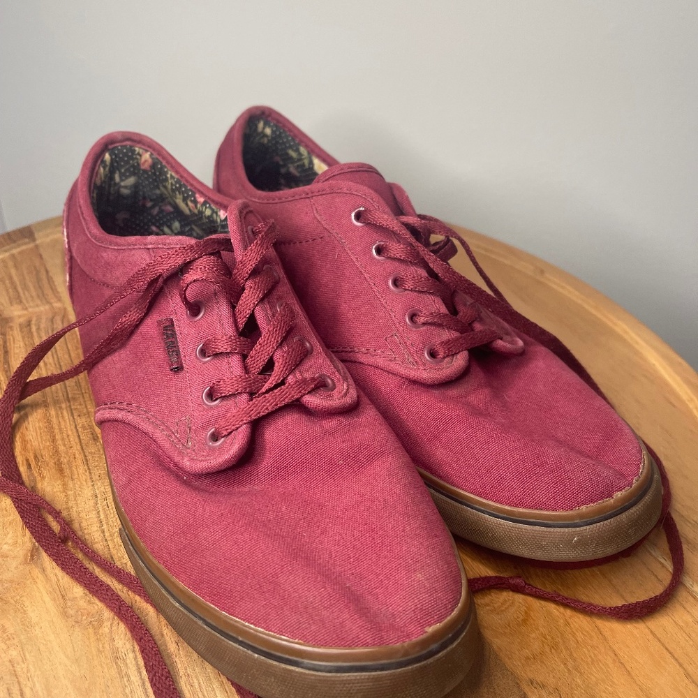 Vans Cranberry Red Floral Inside Women’s 9.5